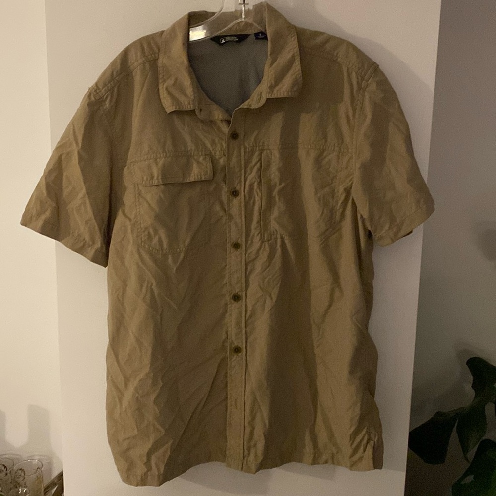 EASTERN MOUNTAIN SPORTS fishing hiking outdoor athletic shirt vented L cargo